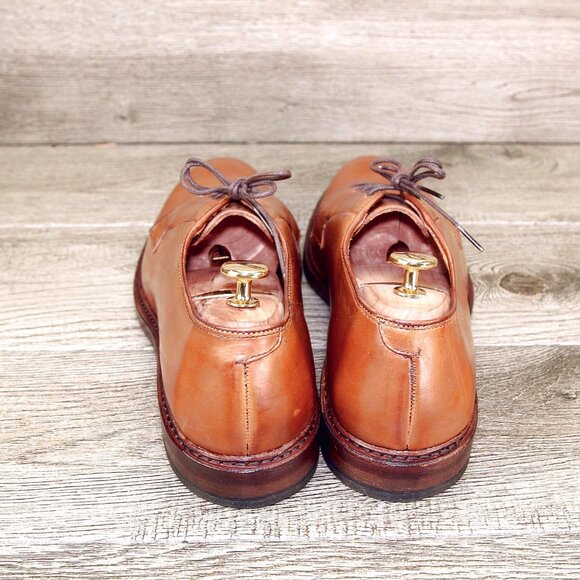 Allen Edmonds LEEDS 10.5 B Narrow Walnut * add $15 new Cedar Trees main image 10